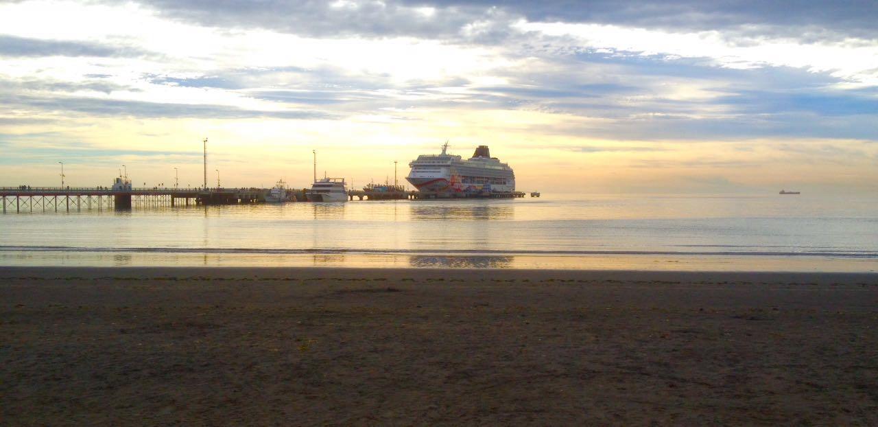 Apart Hotel Marina Puerto Madryn Zewnętrze zdjęcie
